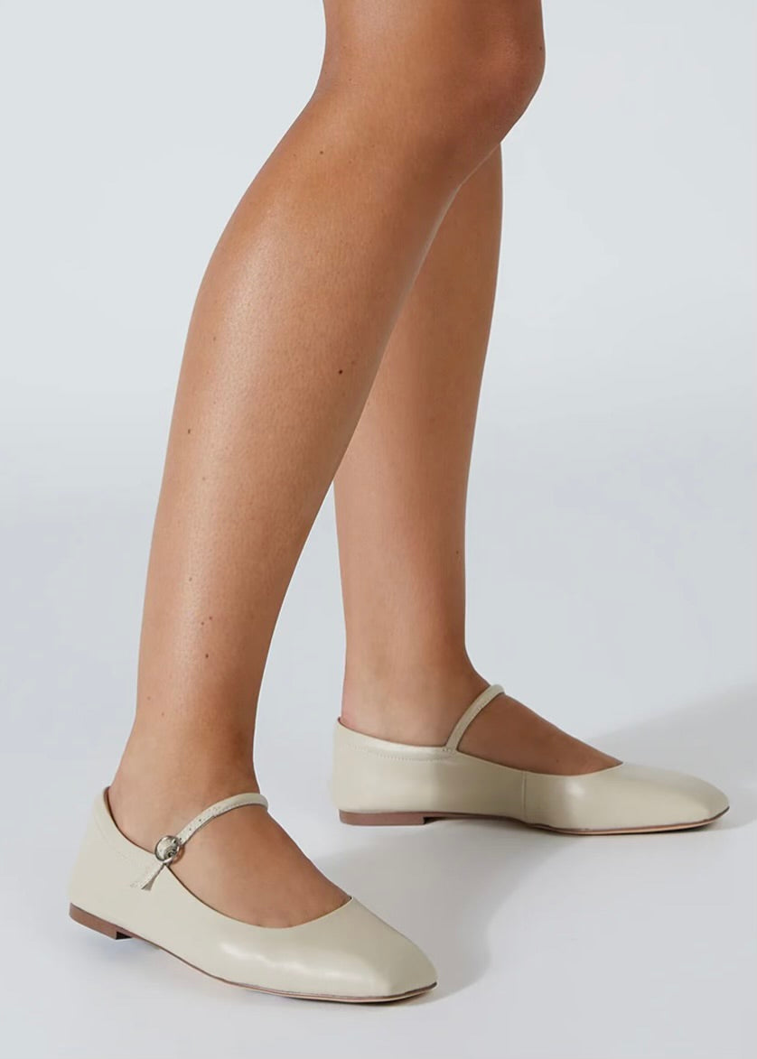 Tony Bianco Bambi Flats